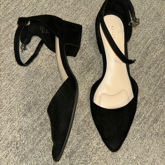 Kelly & Katie Black Block Heeled Shoes - Picture 2 of 4